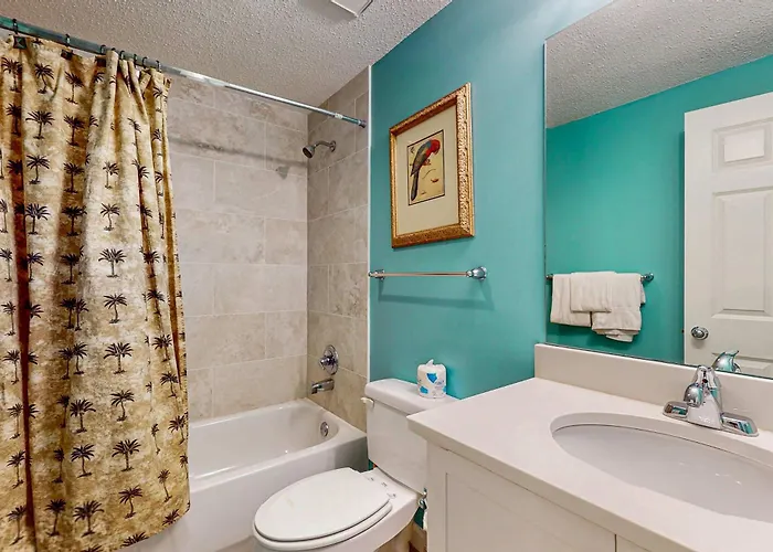 Fantastic On 11th Floor With Gorgeous Views Of The Water Shared Pool Hot Tub