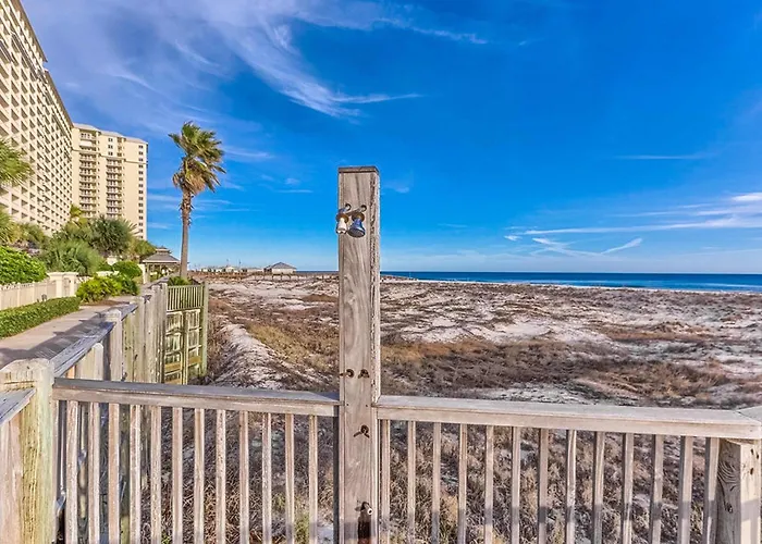Holiday home Fantastic On 11th Floor With Gorgeous Views Of The Water Shared Pool Hot Tub